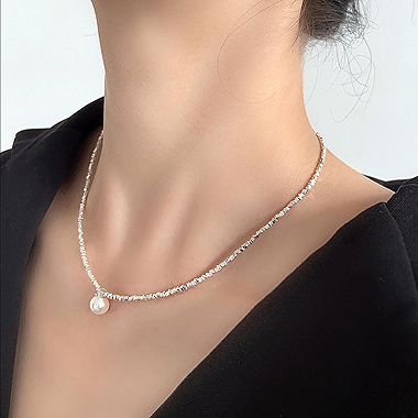 OKBA60323时尚百搭碎银子珍珠吊坠925银项链锁骨链
特征:单层链, 其他分类特征, 平面/立体几何图形, 其他形状
标签:碎银子 不规则形状 多边形 圆形 珍珠 珠子