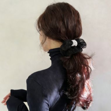 OKBA59162蕾丝黑色低调奢华百搭大肠圈
标签:发圈发绳||仿珍珠  蕾丝