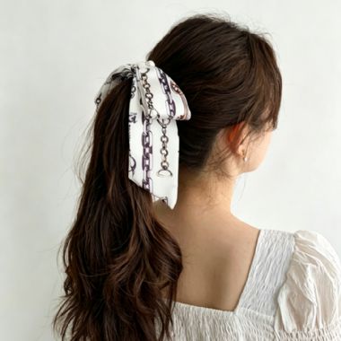 OKBA59583欧美图案高级感垂感蝴蝶结通勤百搭香蕉夹
标签:香蕉夹||国风、新中式  蝴蝶结  仿珍珠  布艺